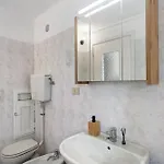 Casa Leah