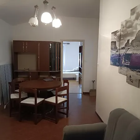 Casa Leah *